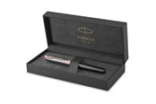 Skrive- og Tegneværktøjer - Parker PARKER Sonnet fyldepen | førsteklasses metal og rød satin-lakering med detaljer i krom | fin 18k guldspids med sort blækpatron | gaveæske - 2119788