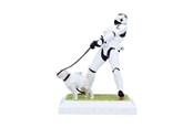 Merchandise - Nemesis Now - Star Wars - Stormtrooper - Mans Best Friend - Figur - B7364A26