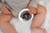 Babylegetøj - Akuku Baby rattle black/white BEAR - A0467